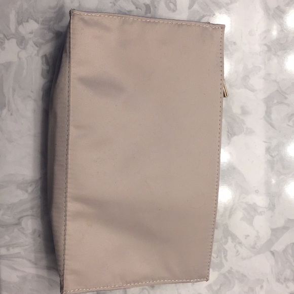 Ysl cosmetic bag - Picture 2 of 4